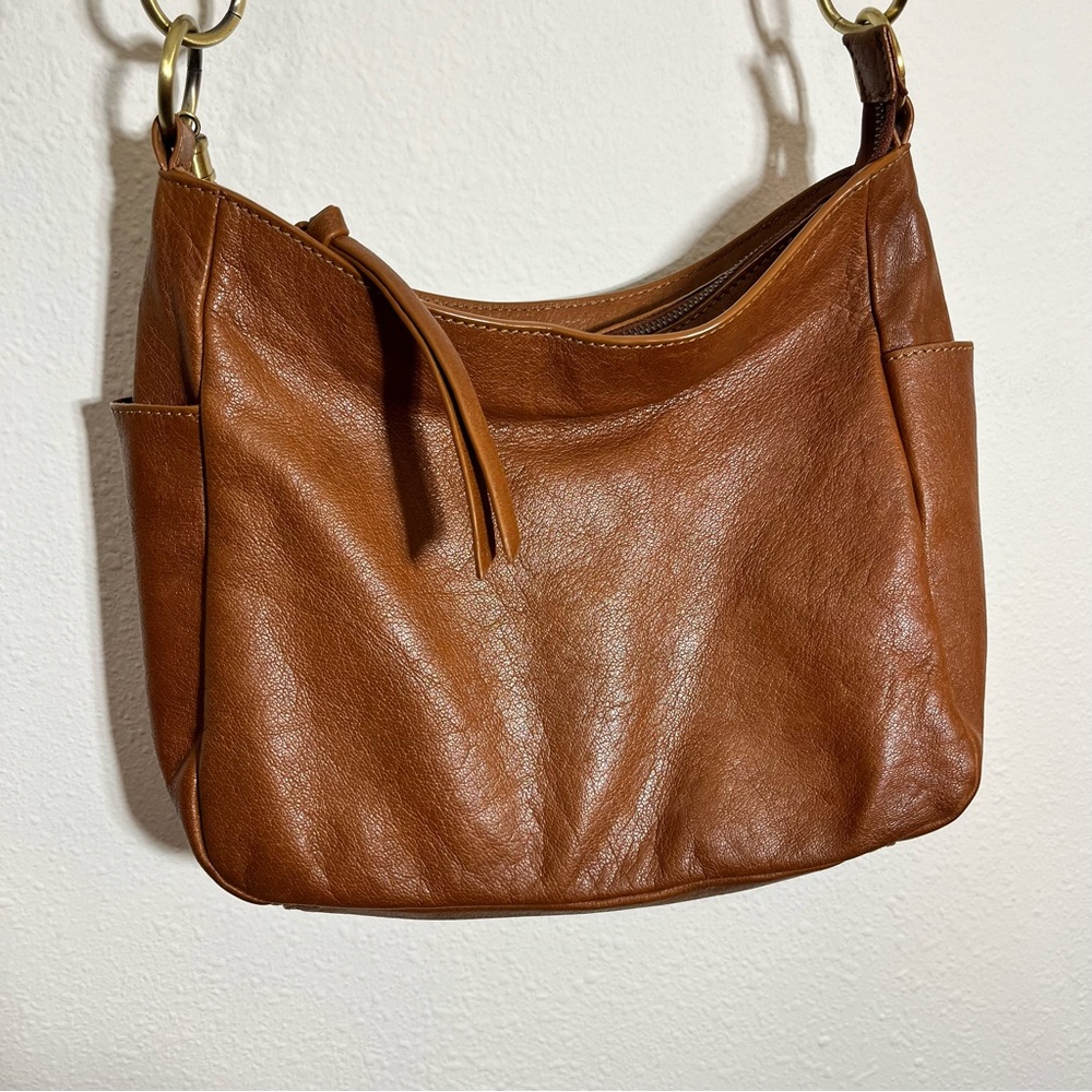 Ecotorie Bleu Tan Leather Shoulder Bag purse tassel detail zipper top